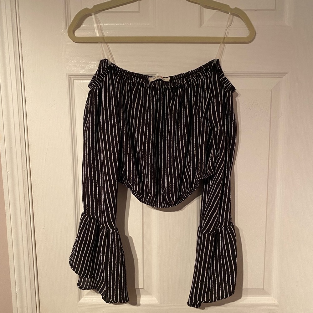 Stripped Long Sleeve Crop Top - Picture 6 of 6